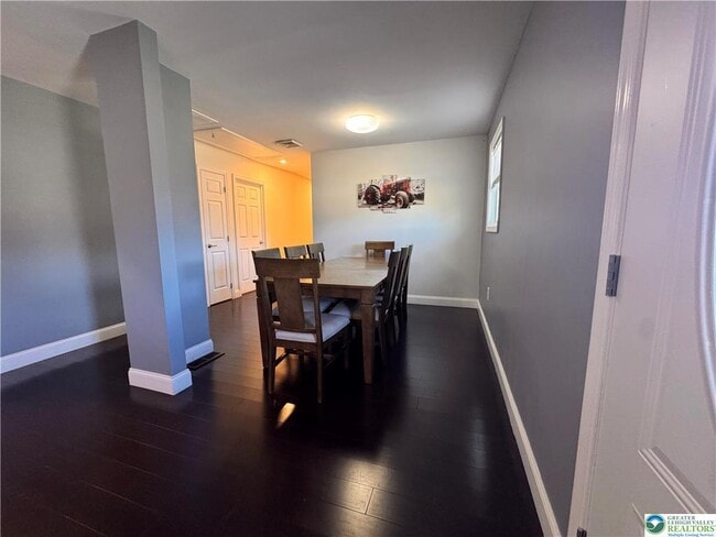 Photo - 354 Granger Rd