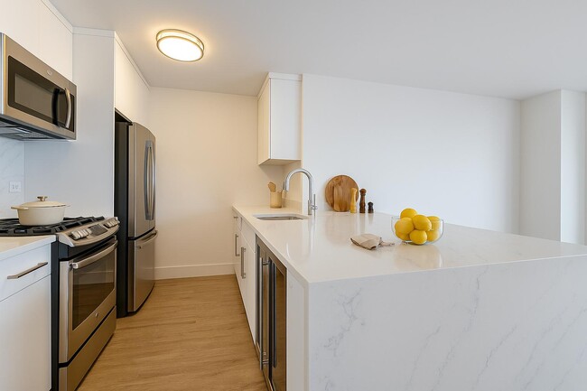 Photo - 1735 York Ave Unit 12H