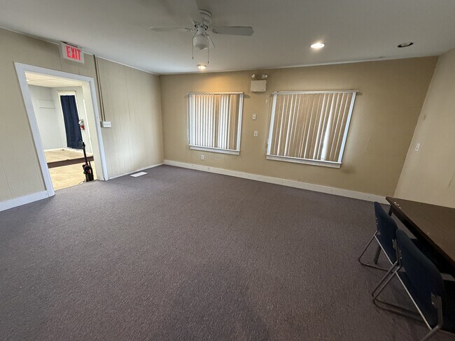 Photo - 1510 Haines Rd
