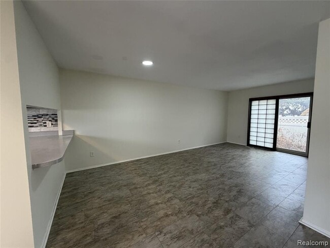 Photo - 1780 E Thirteen Mile Rd