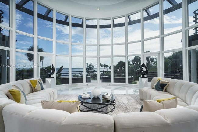 Photo - 2827 S Indian River Dr