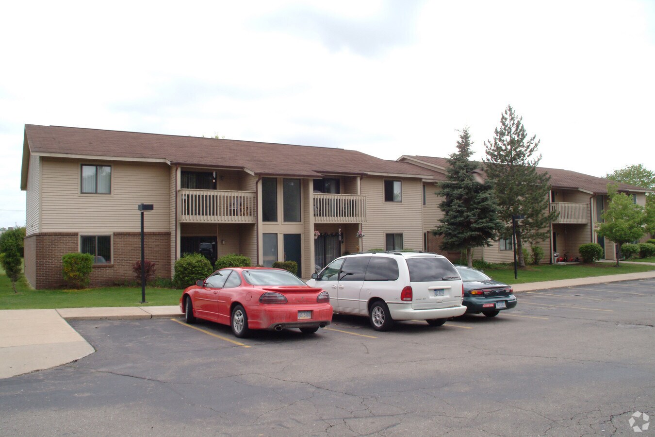 Photo - Maple Heights Apartments