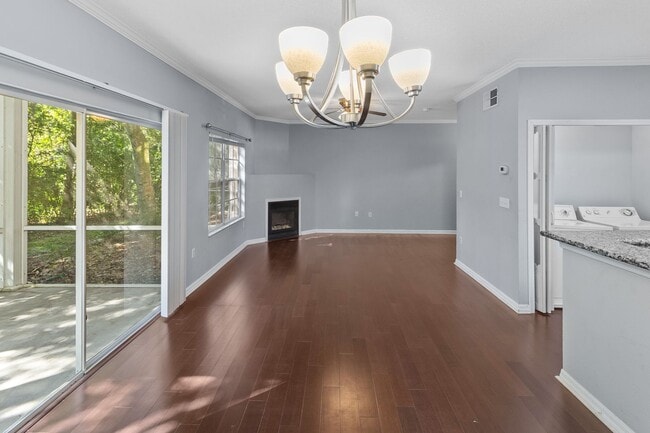 Photo - Luxurious 1 Bed / 1 Bath Condo in The Link...