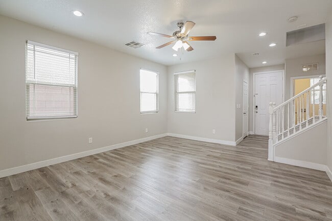 Photo - 10810 W Old Ironsides Ave