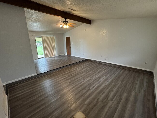 Photo - 1707 Sunset St