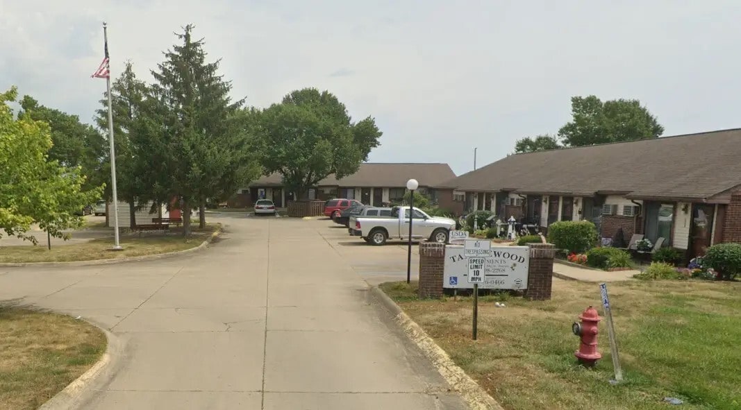 Photo - 440 N Main St