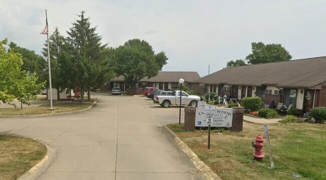 Photo - 440 N Main St