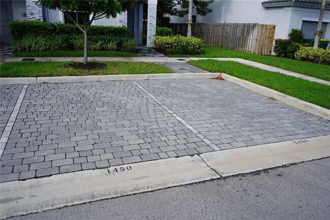 Photo - 1450 SE 26th Ter