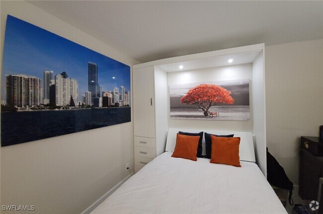 Building Photo - 9 High Point Cir N Unit 101 Rental