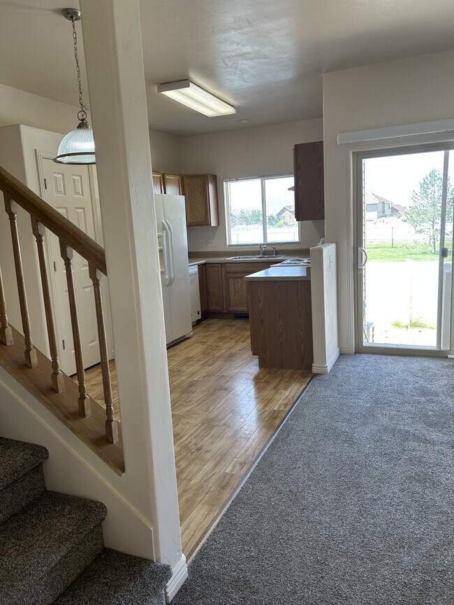 Photo - 2107 W 2180 N