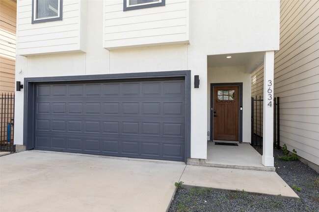 Photo - 3634 Dreyfus St