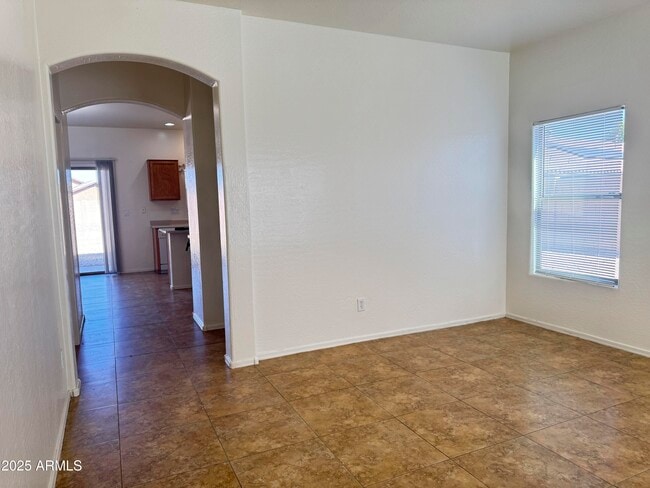 Photo - 33433 N Madison Way Dr
