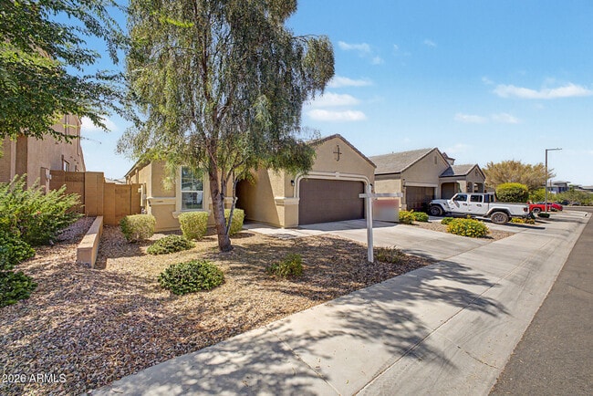 Photo - 2011 W Yellowbird Ln