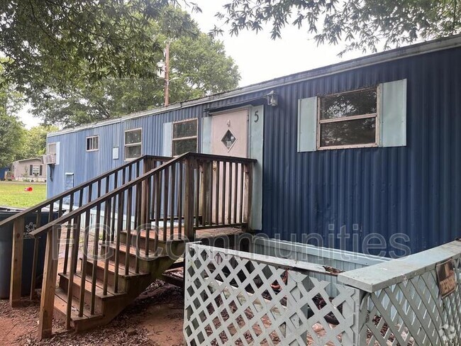 Building Photo - 9000 Faires Rd Rental