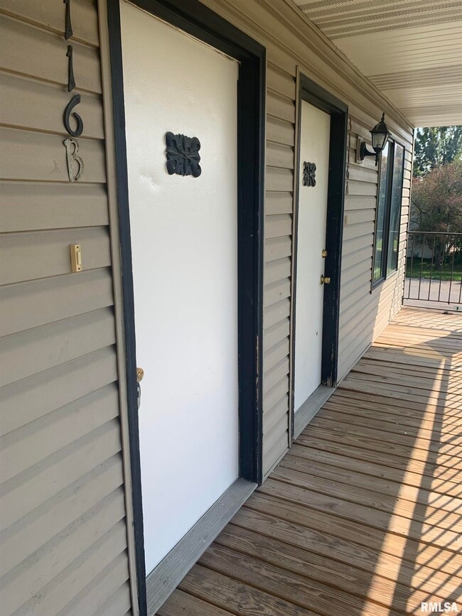 Photo - 3116 N Molleck Dr Unit B