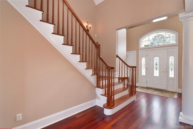 Photo - 9 Stony Gate Oval