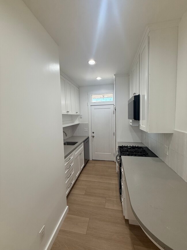 1404 Colton St Unit 1404