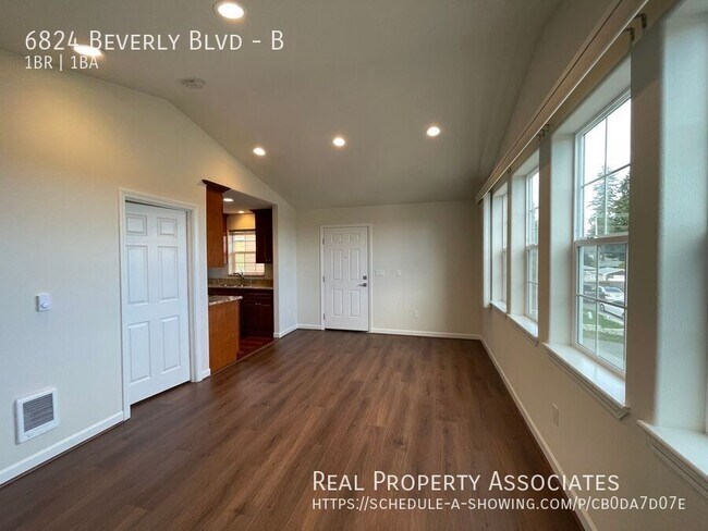 Photo - 6824 Beverly Blvd