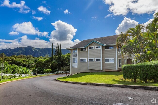 Building Photo - Upgraded and furnished 3 bedroom, 2 bath e... Rental