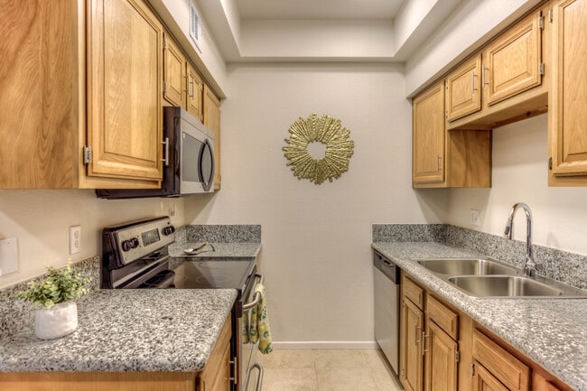 Photo - 5750 N Camino Esplendora Unit #114