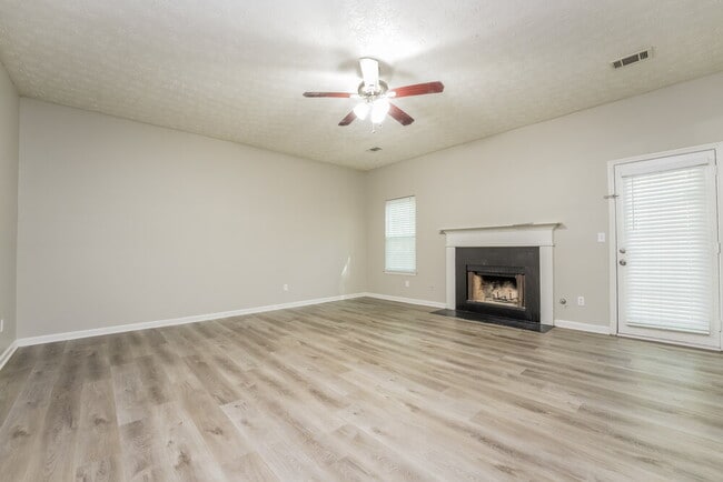 Photo - 5509 Perching Pl