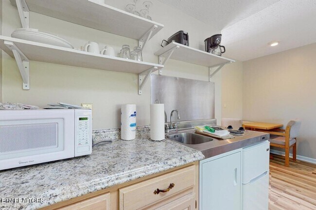 Photo - 661 Harrison Ferry Rd Unidad 6