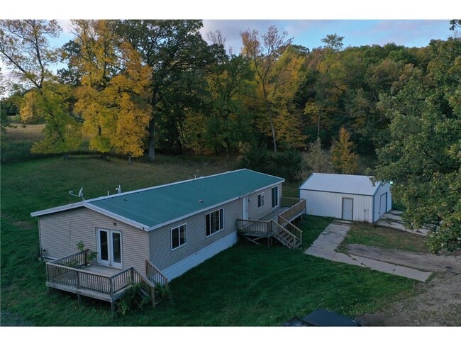 Building Photo - 12601 County Rd 40 NE