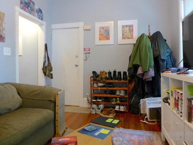 Photo - 3 Suffolk St Unit a