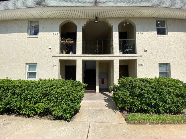 Building Photo - Spacious 2BR/2BA Condo located in Altamonte Springs!
