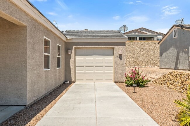 Photo - Charming 2-Bed, 2-Bath Home in Fox Creek SHORT OR LONG TERM AVAILABLE