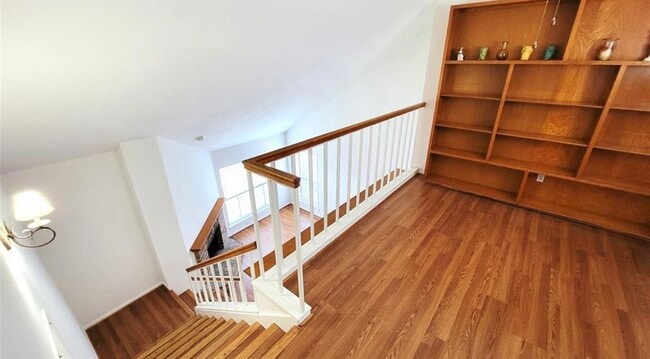Photo - 3100 Walnut Bend Ln Unit 214