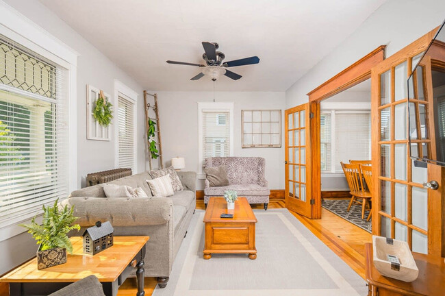 Photo - 609 S State St Apartment Unit ID1061651P