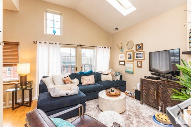 Photo - 1312 N Campbell Ave Unit 3