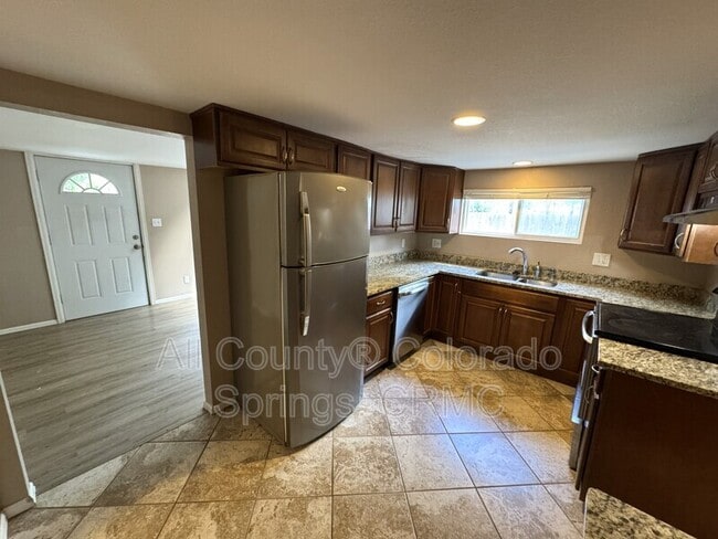 Photo - 822 S Logan Ave