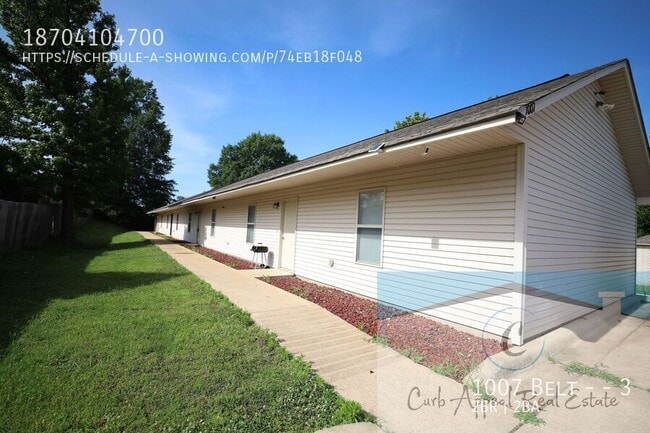 Building Photo - 1007 Belt St Unit 3