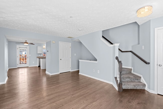 Photo - 8211 Water Lily Way