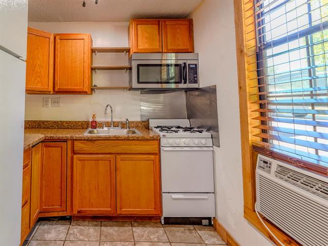 Photo - 422 Washington St