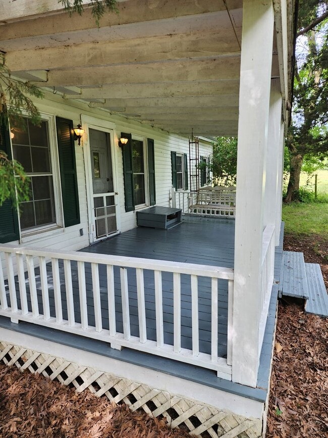 Charming Farm Cottage in Chatham, IL! - Charming Farm Cottage in Chatham, IL! Casa