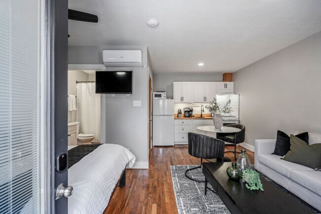 4952 Polk St Unit SI ID1531100P