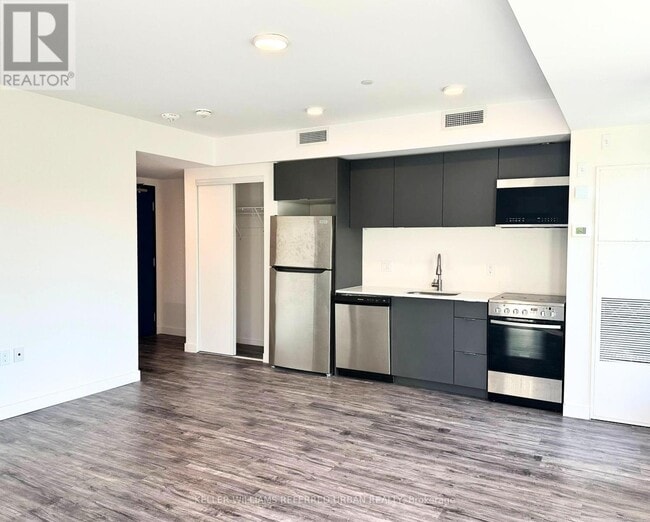 Photo - 325 University Ave W Unit 112