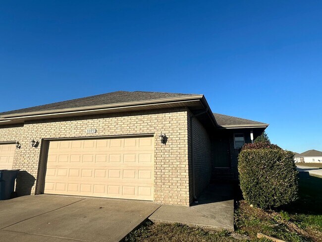 Photo - S0059-MF2-E1 Unidad 5593