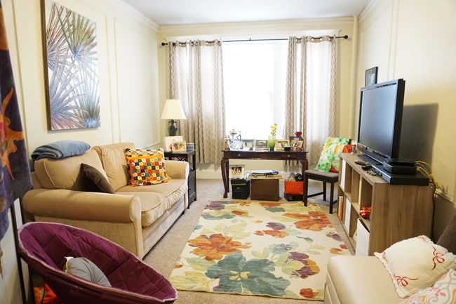 Photo - 170 Kelton St