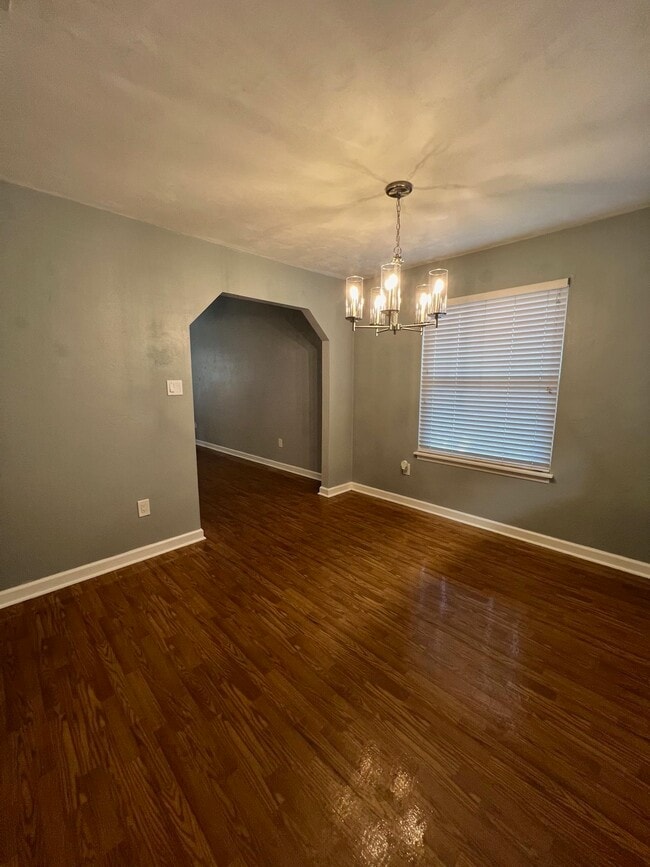 3007 Richview Park Cir W