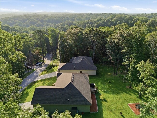 Photo - 8 Leyland Dr