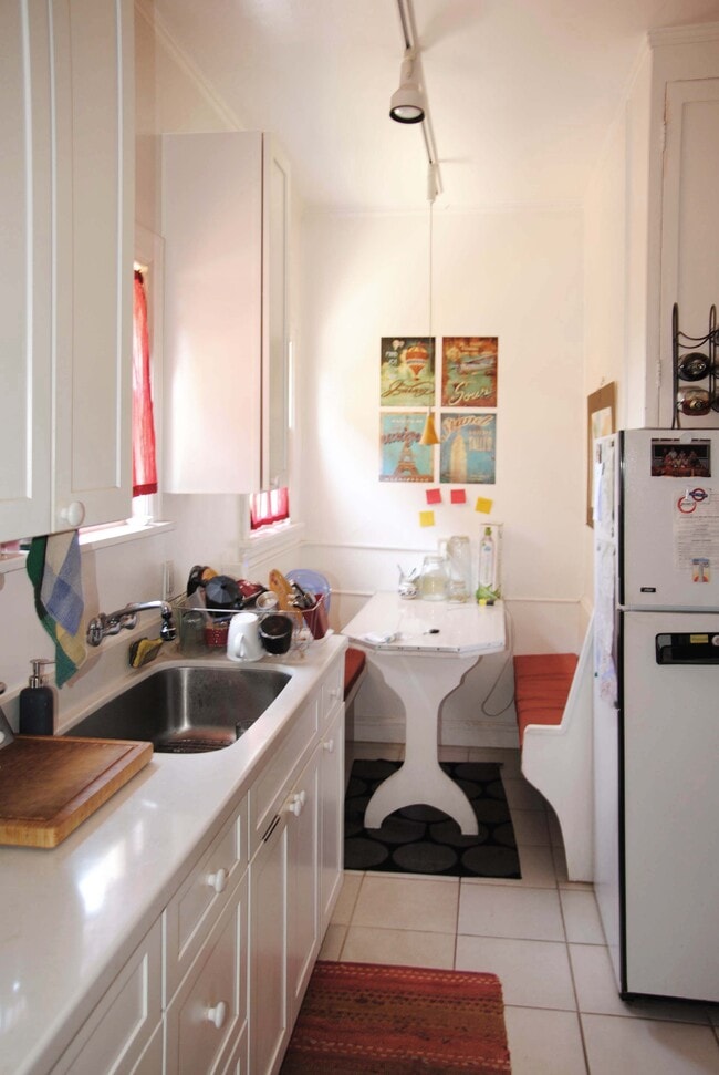 Photo - 534 Fairbanks Ave