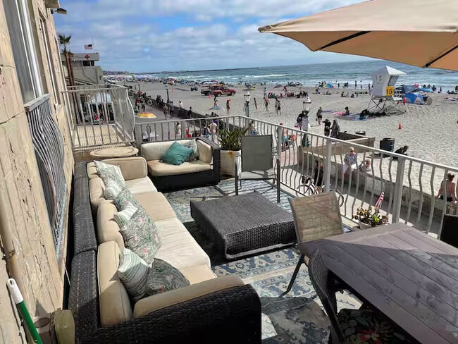 Balcony - 704 Ventura Pl Unit 3BR