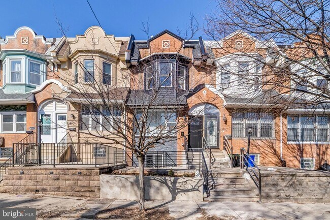 Photo - 4707 Sansom St