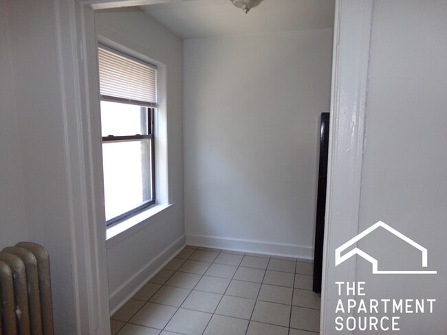 Photo - 1619 W Morse Ave Unidad 104