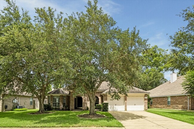 Photo - 1314 Deerbrook Dr