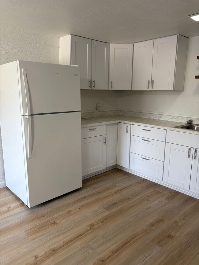 Photo - Newly Remodeled One Bedroom Apartment in Newberg